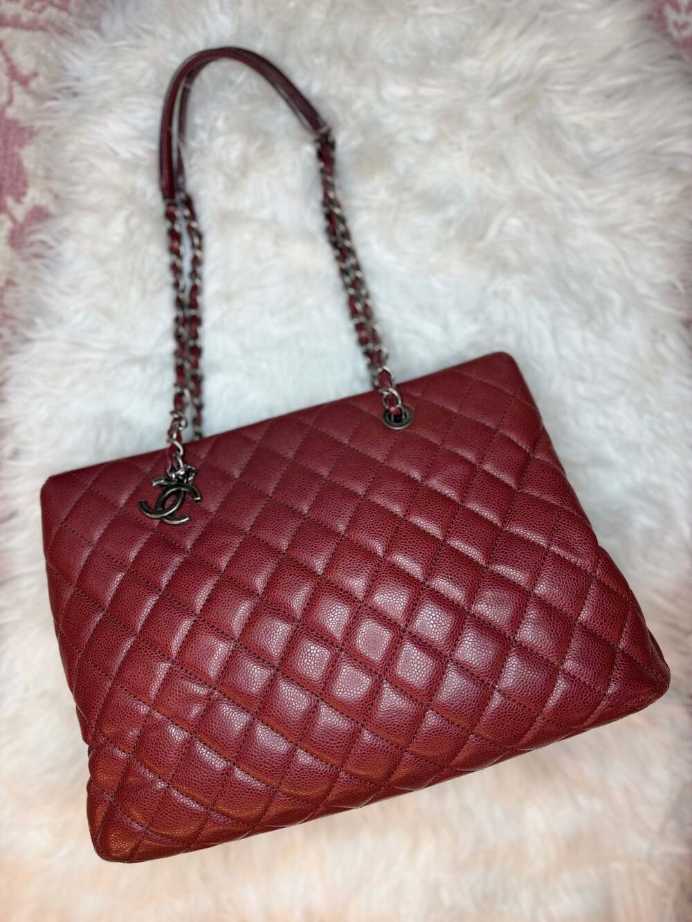 CHANEL CITY SHOPPING TOTE IN CAVIAR